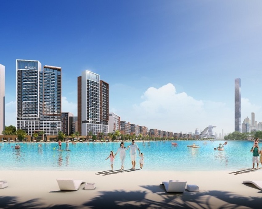 Azizi Riviera Beachf